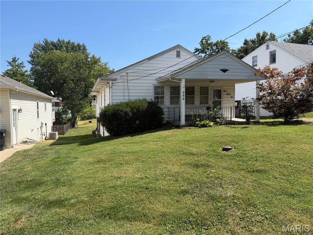 966 Cleveland AVE, Kirkwood, MO 63122