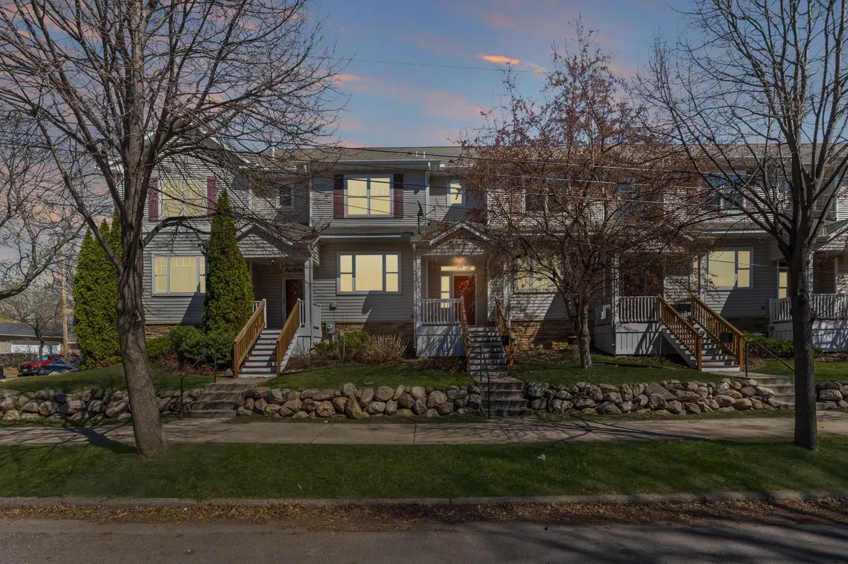 1823 3rd ST NE, Minneapolis, MN 55418