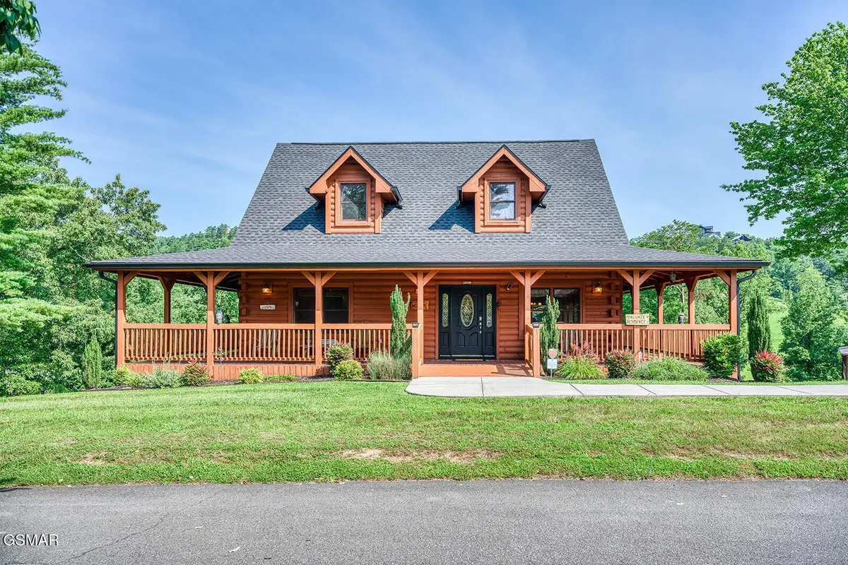 2028 Piney Overlook Lane, Sevierville, TN 37862