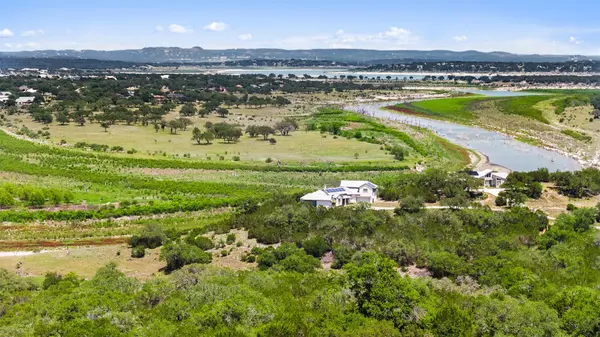 2153 San Jose Way WAY, Canyon Lake, TX 78133