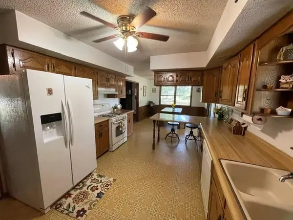 304 S Highway 69 HWY, Pittsburg, KS 66762