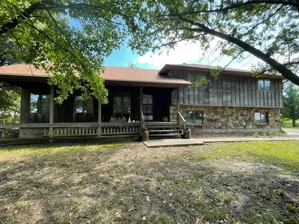 304 S Highway 69 HWY, Pittsburg, KS 66762