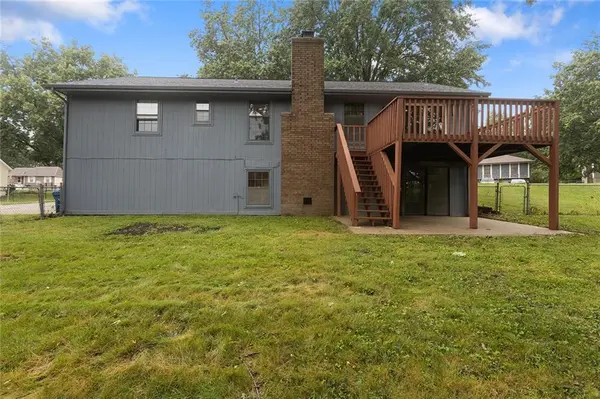 2001 Place Liberte DR, Liberty, MO 64068