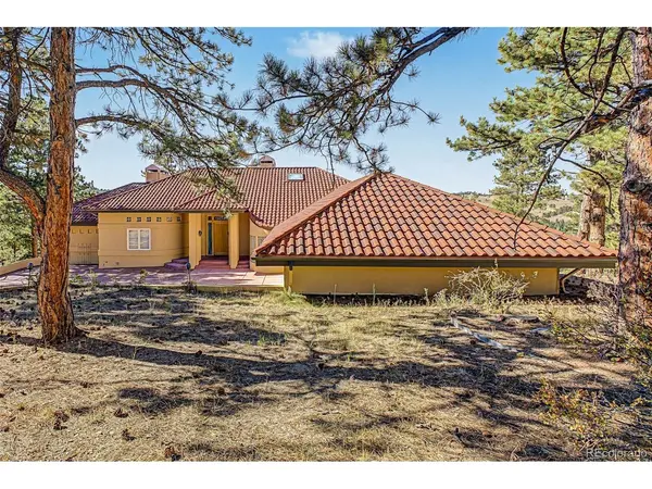 935 Castle Ridge, Golden, CO 80401