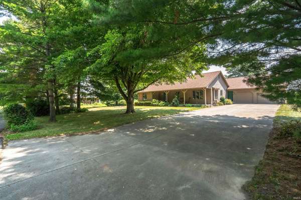 103 Wayne PL, Sharpsville, IN 46068-9238