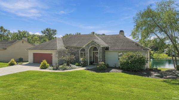 910 Calverton CT, Fort Wayne, IN 46825-1536