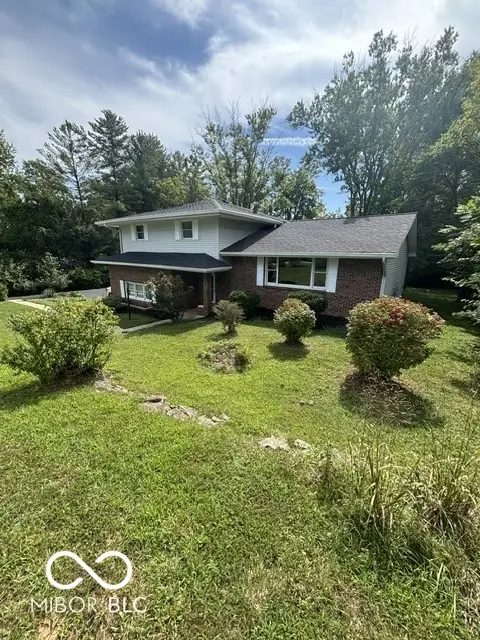 4520 E Heritage Woods RD, Bloomington, IN 47401