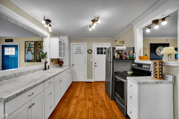 395 Coovert ST, Columbus, IN 47201