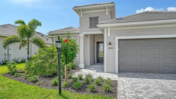 19618 CONCH DR, Lakewood Ranch, FL 34211