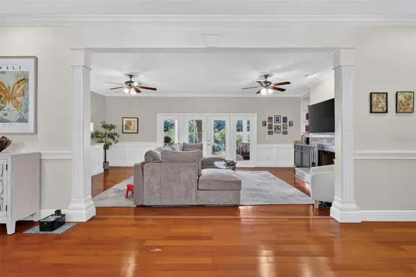1812 LAKE FRANCIS DR, Apopka, FL 32712