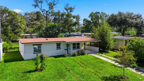 2004 E BROAD ST, Tampa, FL 33610