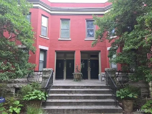 4324 W Pine BLVD #A, St Louis, MO 63108