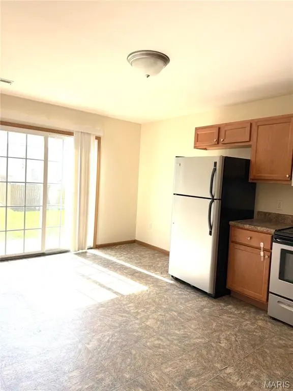 1963 NATHAN AVE #D, Mascoutah, IL 62258