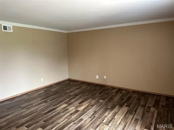 101 W 5th ST #2, Cahokia, IL 62206