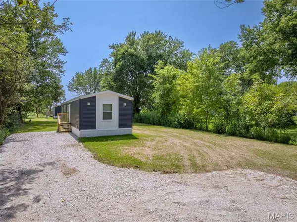 115 High ST, Truxton, MO 63381