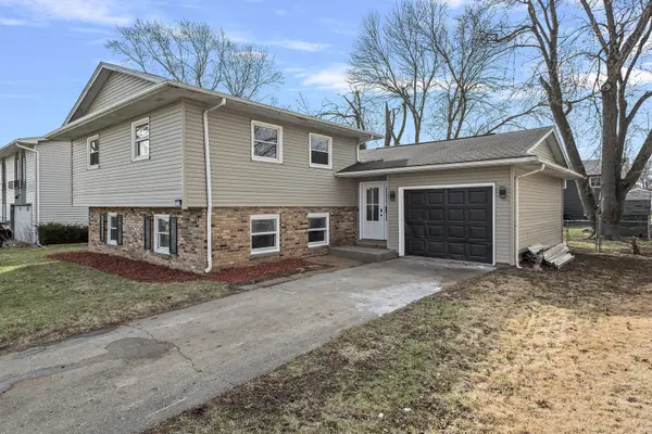1747 E Barrington AVE, Decatur, IL 62526