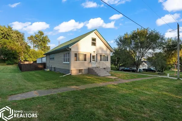 403 S Madison ST, Bloomfield, IA 52537