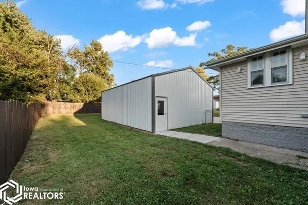 403 S Madison ST, Bloomfield, IA 52537