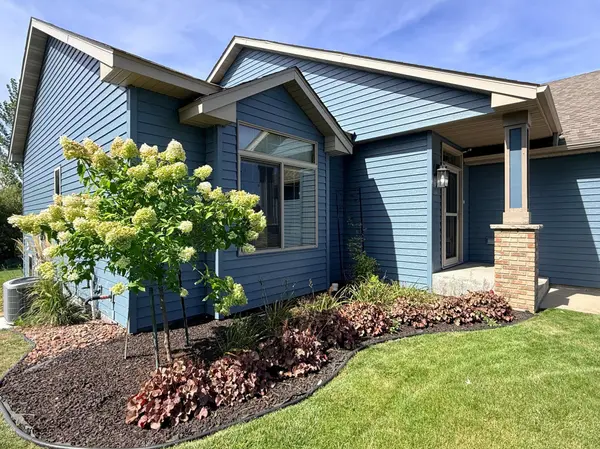 1256 Osauka RD NE, Sauk Rapids, MN 56379