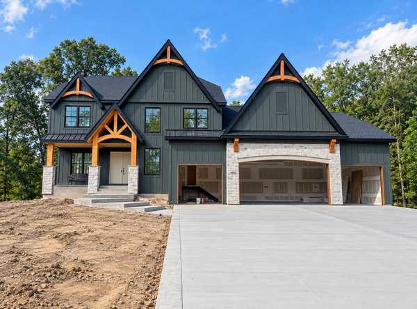 4933 149th AVE NE, Ham Lake, MN 55304
