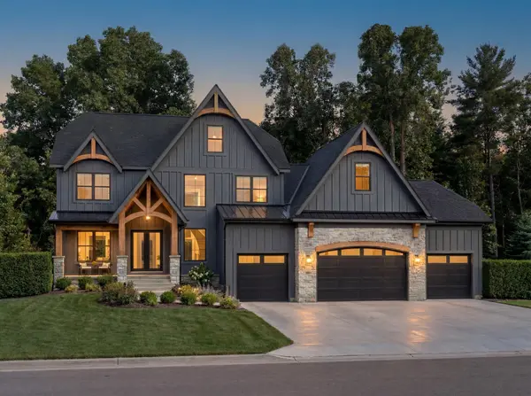 4933 149th AVE NE, Ham Lake, MN 55304