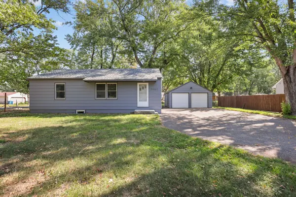 9480 Revere LN N, Maple Grove, MN 55369