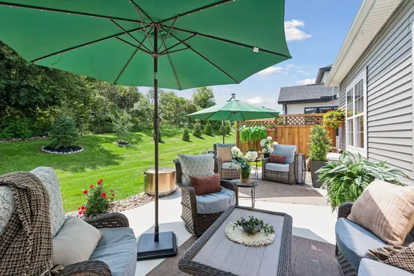 1109 Fabel LN, Waconia, MN 55387
