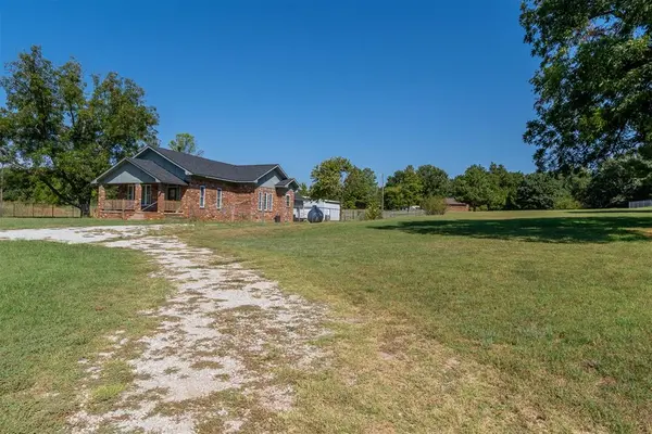 30733 E County Road 1570, Pauls Valley, OK 73075
