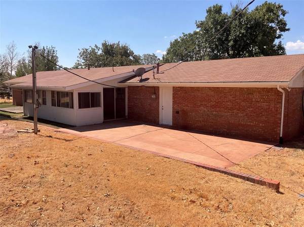 5320 Beverly DR, Guthrie, OK 73044