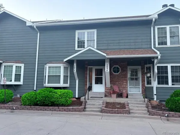 2054 S Balsam ST, Lakewood, CO 80227