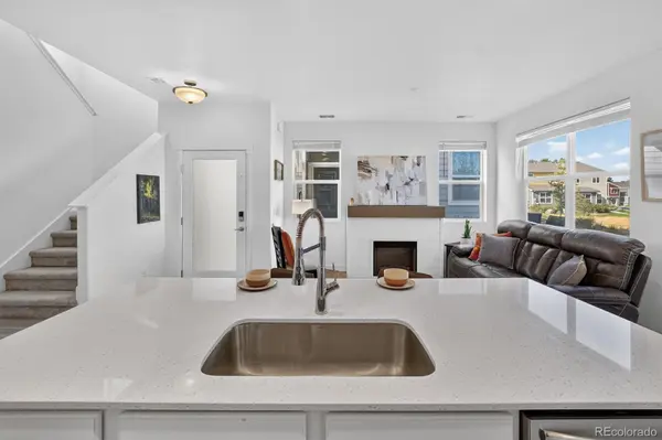 9726 Ash LN, Thornton, CO 80229