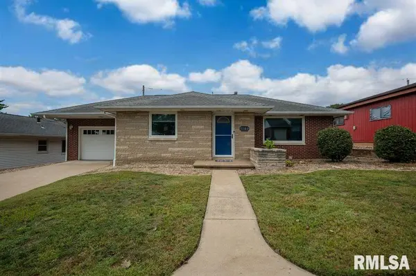 1103 JEFFERSON ST, Pekin, IL 61554