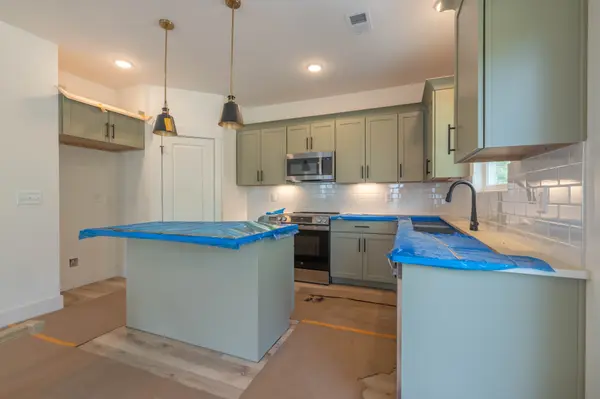 220 Karley Ln, Chapel Hill, TN 37034
