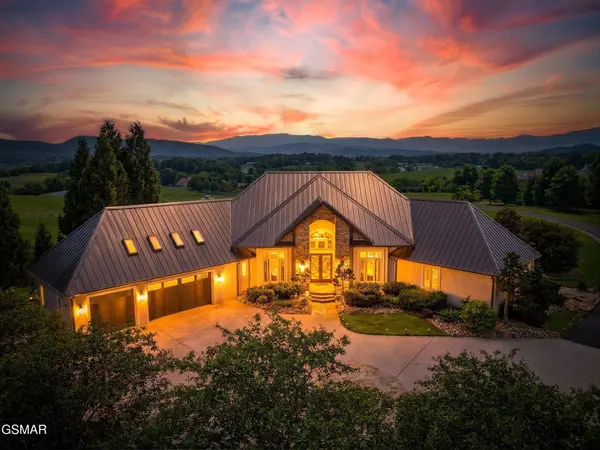 2640 E Walnut Grove Road, Sevierville, TN 37876