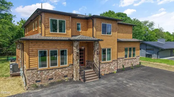 2662 High Valley Drive, Pigeon Forge, TN 37863