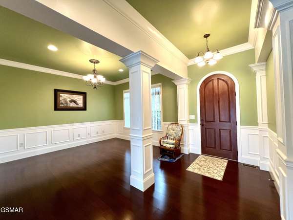 614 Watercrest Lane, Dandridge, TN 37725
