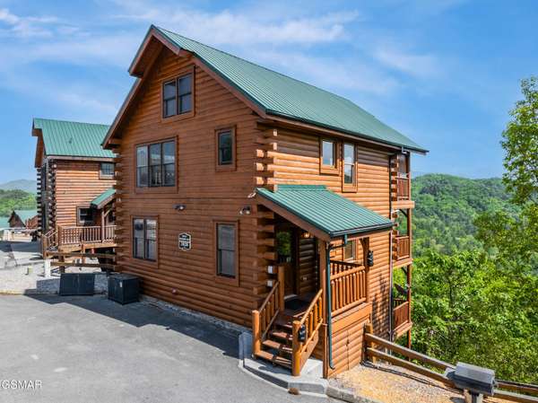 2828 White Oak Ridge Lane, Sevierville, TN 37862