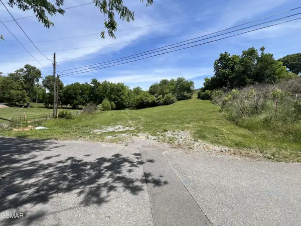 4 Wilson Road, Sevierville, TN 37862