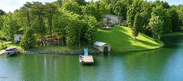 1910 Laramie Trail, Dandridge, TN 37725