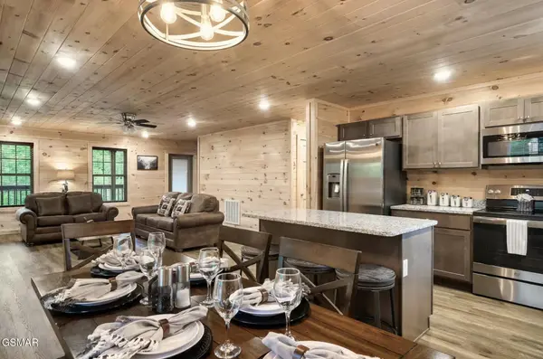2117 Bluff Ridge Road, Sevierville, TN 37876