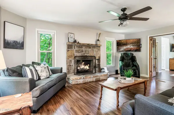 3282 Emerald Springs Loop, Pigeon Forge, TN 37862