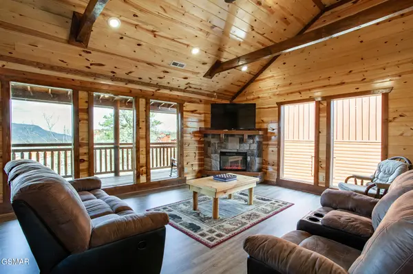 3708 Tilda Hilltop Way, Sevierville, TN 37862