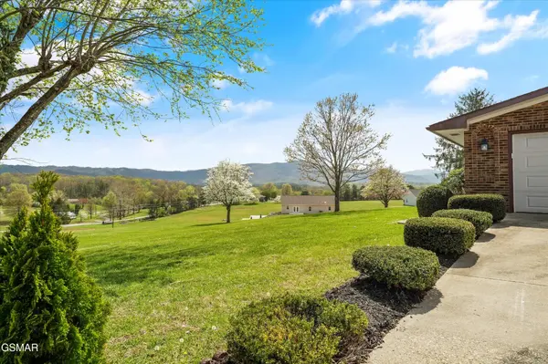 1279 Green Acres Drive, Newport, TN 37821