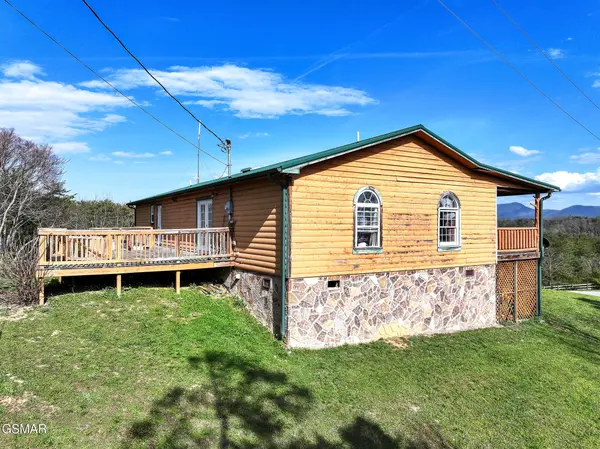 2440 Levee Way, Sevierville, TN 37876