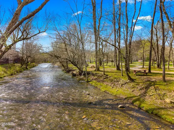 141 Lower Bogard Road, Newport, TN 37821