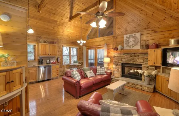 223 Oak Haven Way, Sevierville, TN 37876