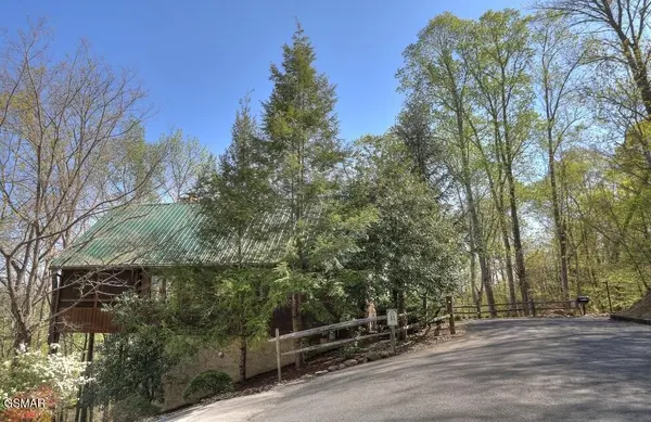 223 Oak Haven Way, Sevierville, TN 37876