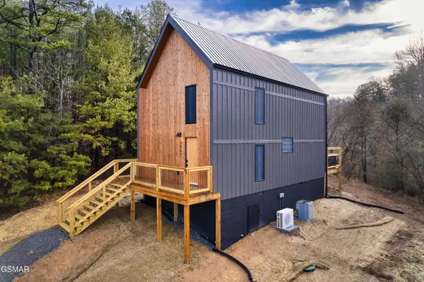 3553 Lillie Boulevard, Sevierville, TN 37876