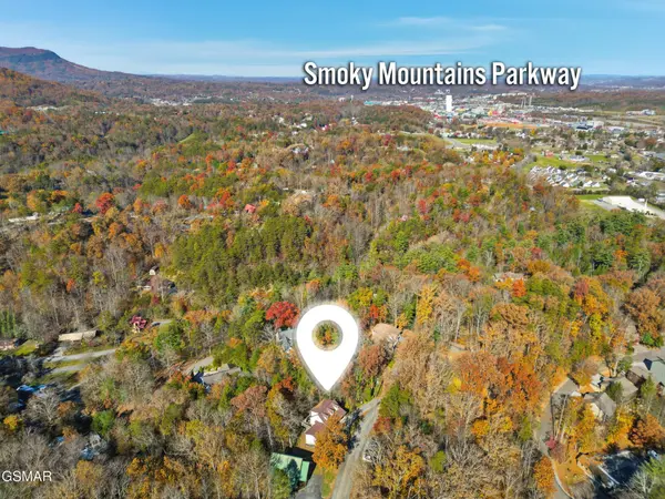 644 Monte Wood Circle, Pigeon Forge, TN 37863