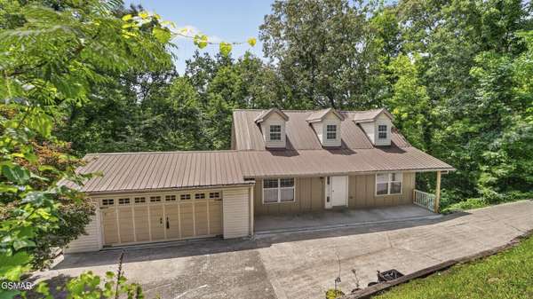 644 Monte Wood Circle, Pigeon Forge, TN 37863